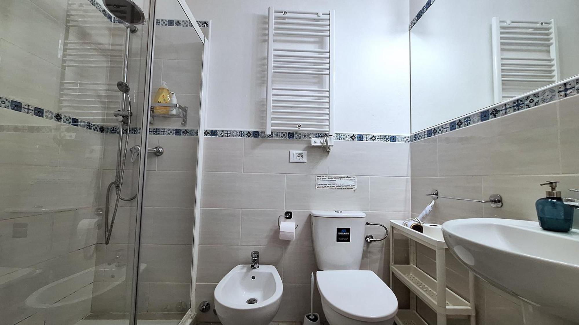 Family Room Private Bathroom
