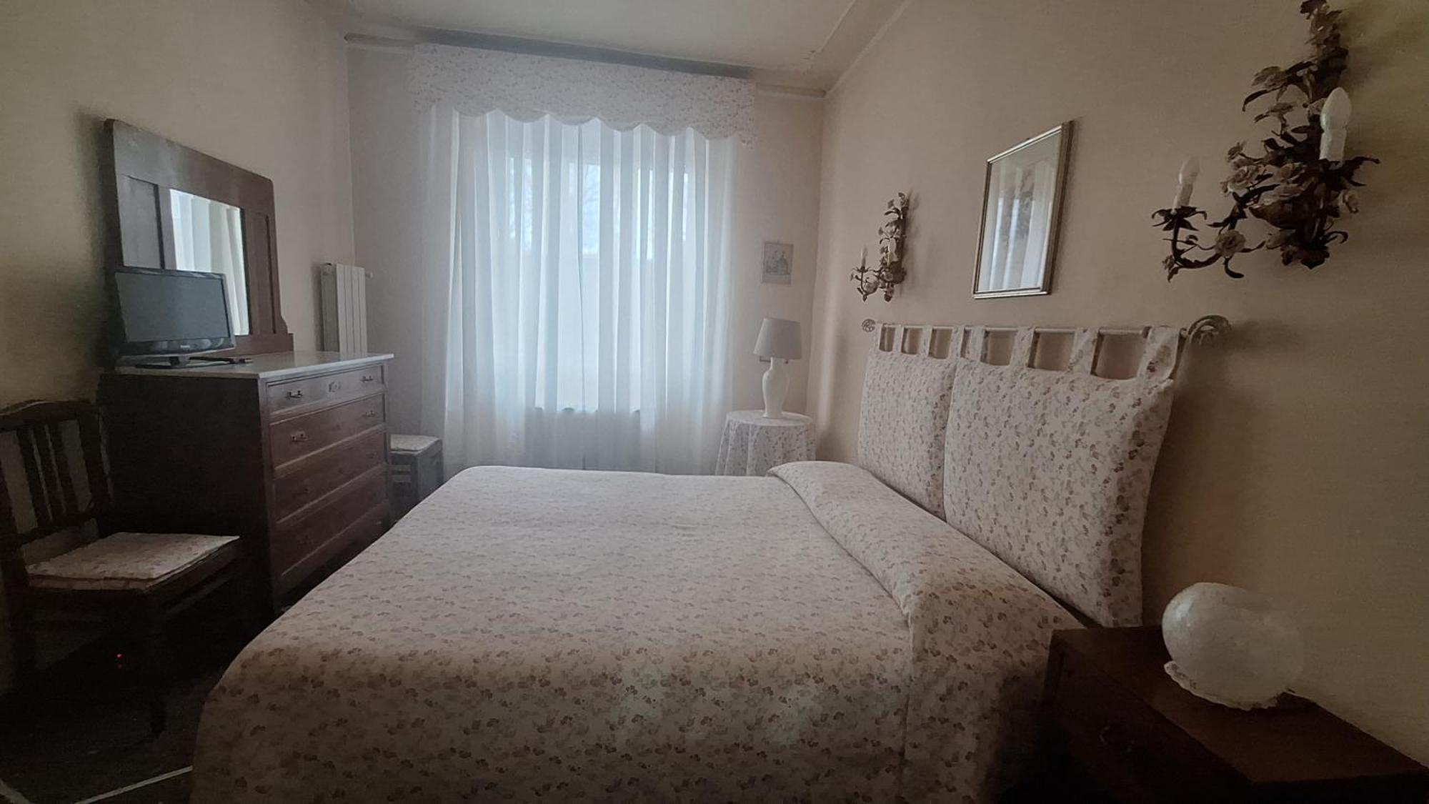 Double or Twin Room Private External Bathroom